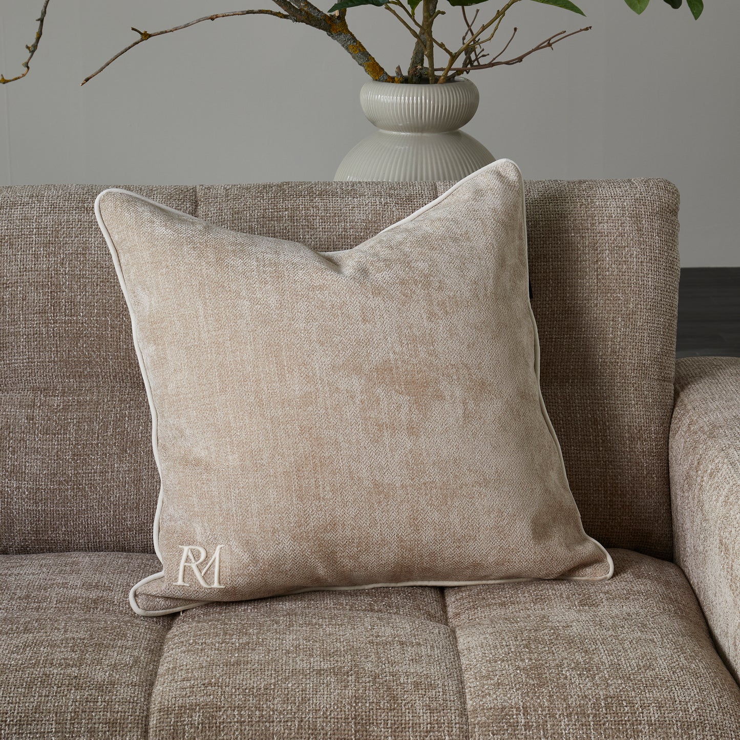 Riviera Maison RM Monogram Aveiro Pillow Cover 60x60 cm
