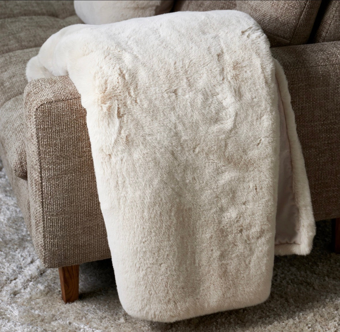 Riviera Maison Heather Faux Fur Throw Plaid 180x130 cm