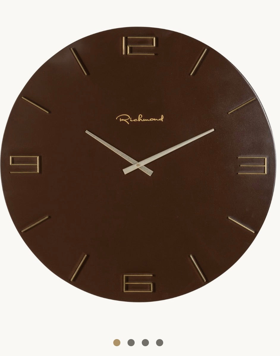 CLOCK BYRAM CHESTNUT